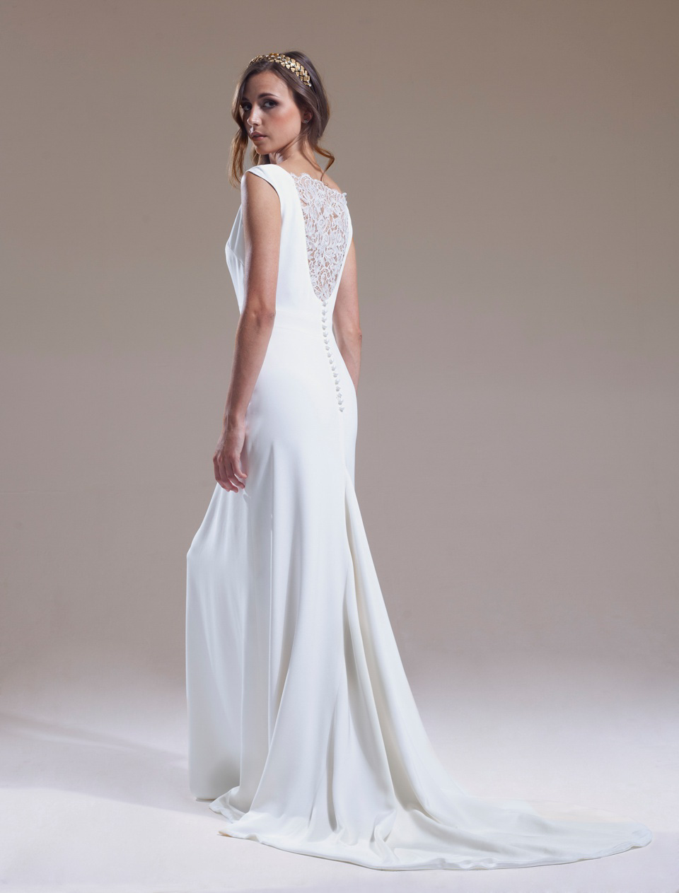 En Pointe – The Graceful & Elegant New Wedding Dress Collection From ...