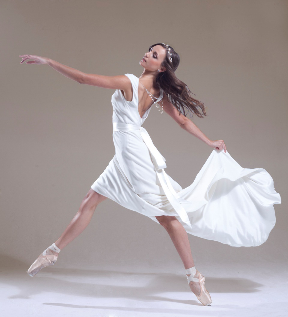 En Pointe – The Graceful & Elegant New Wedding Gown Collection From Sabina Motasem, London