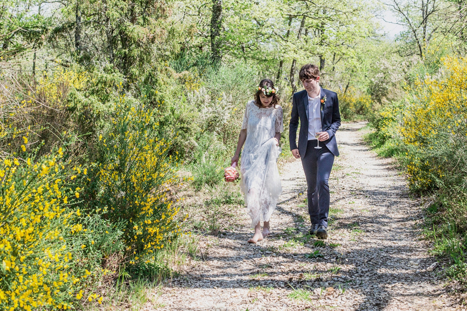 Italian wedding inspiration - relaxed, boho, woodland wedding style. Dresses by Belle & Bunty, Photography by Charlotte Hu, concept + styling by Italian Eye - specialists in wedding and event planning in Italy.