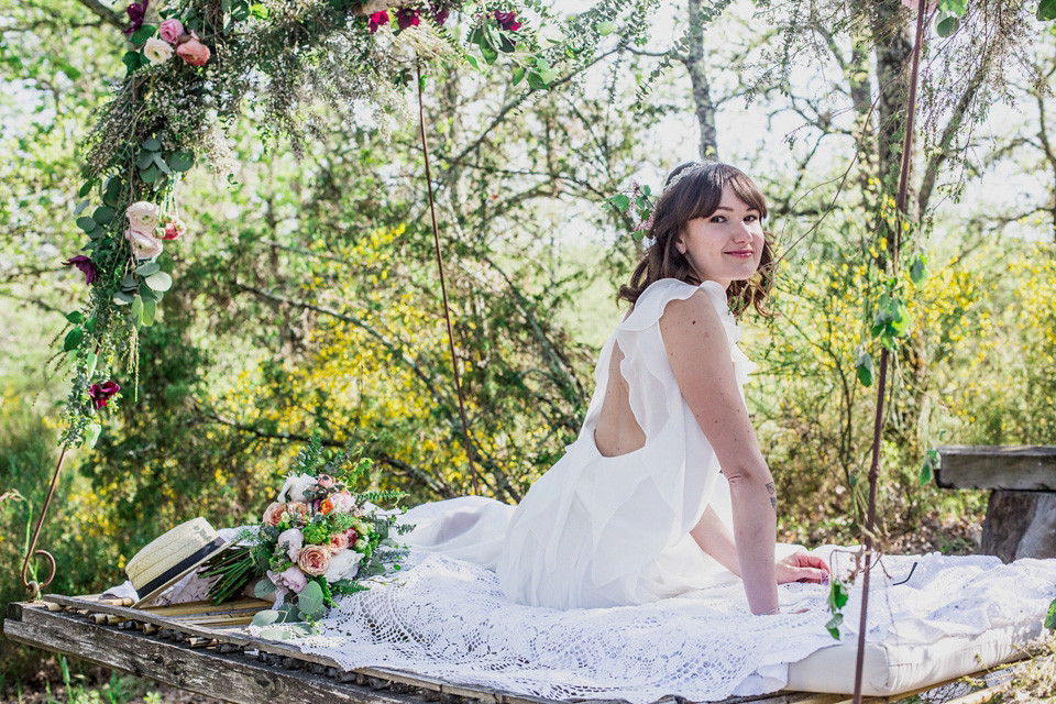 Italian wedding inspiration - relaxed, boho, woodland wedding style. Dresses by Belle & Bunty, Photography by Charlotte Hu, concept + styling by Italian Eye - specialists in wedding and event planning in Italy.