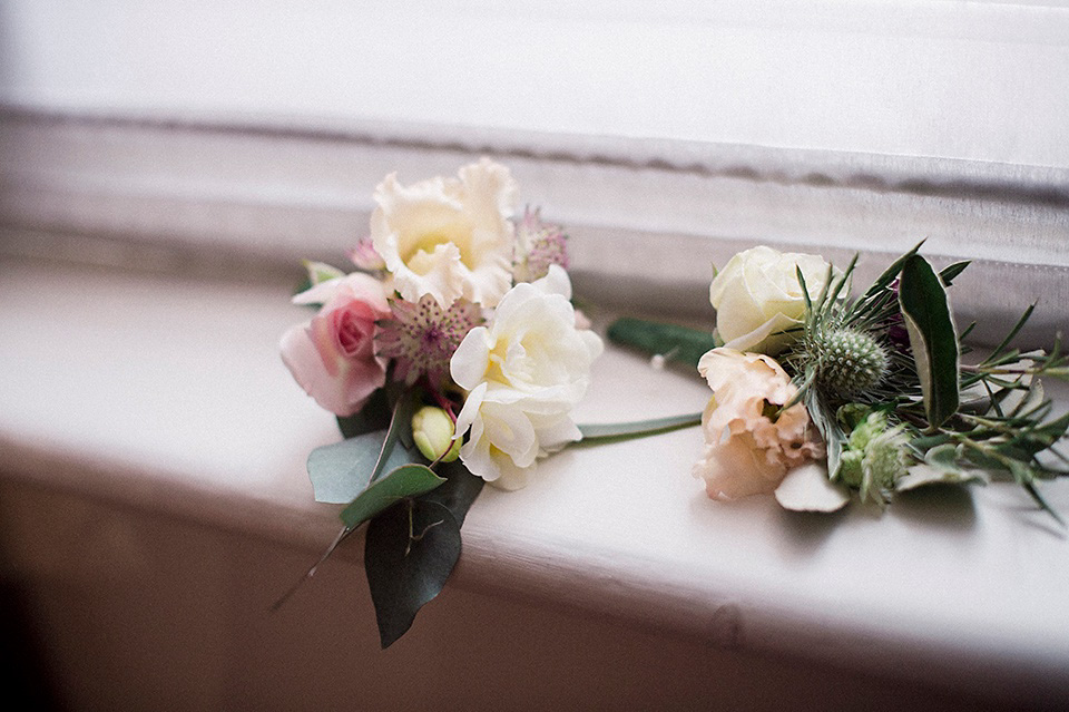 The bride wears Temperley London for her Wiltons Music Hall wedding in London. Photography by Razia Jukes.