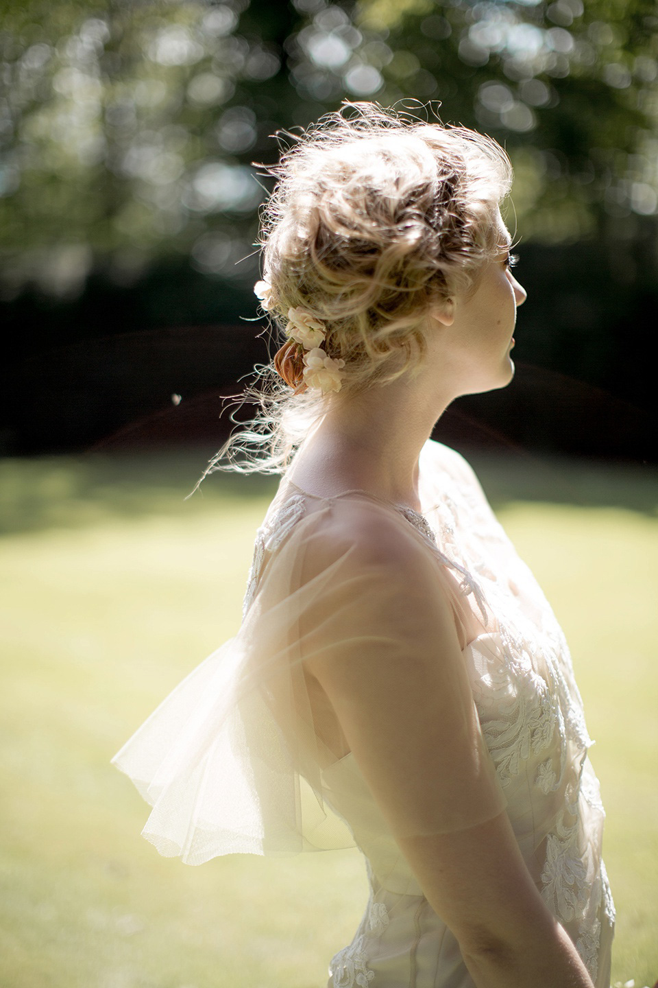 Fine art wedding inspiration - English garden romance. Photography by Rebecca Goddard, floral styling by Jo Flowers.