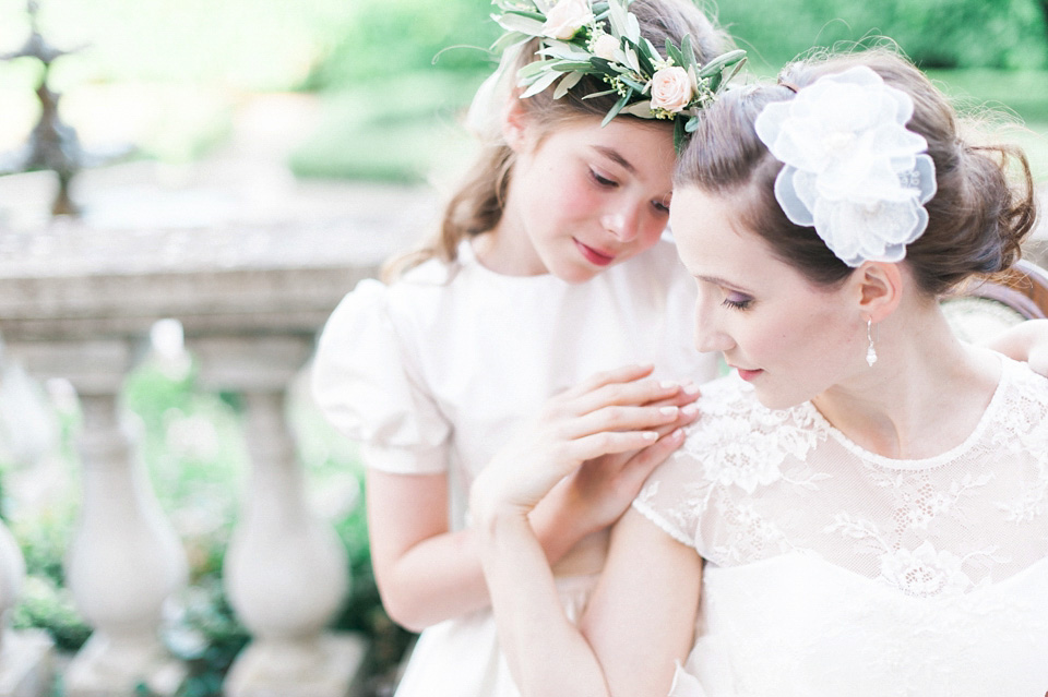 Elegant wedding inspiration at Il Borro in Tuscany Italy. Photography by Kate Nielen.