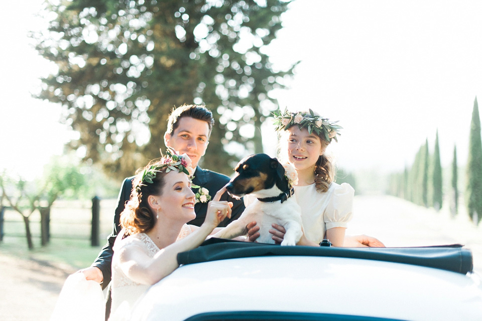 Elegant wedding inspiration at Il Borro in Tuscany Italy. Photography by Kate Nielen.