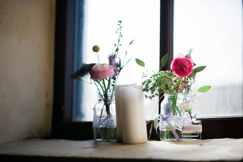 Charlotte Balbier Lace for a Simple, Elegant and Quintessentially English Wedding Charlotte Balbier Lace for a Simple, Elegant and Quintessentially English Wedding