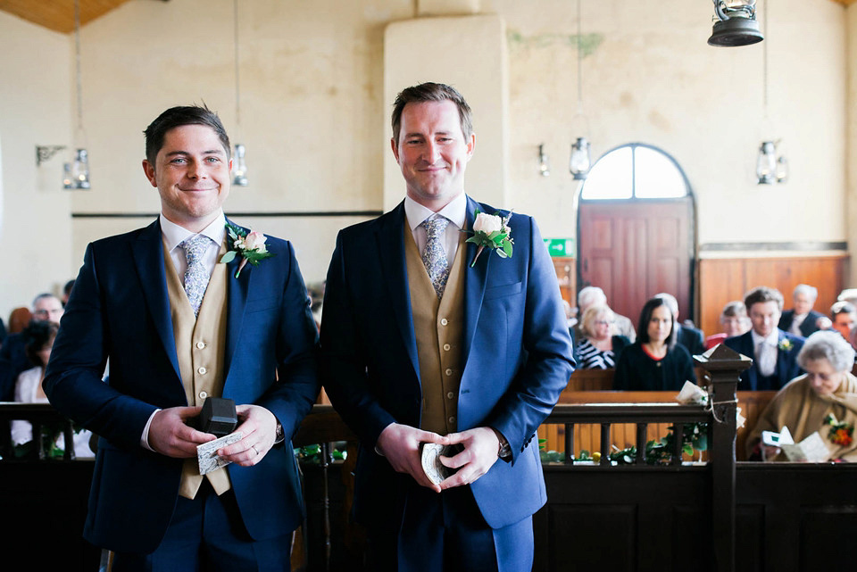 Charlotte Balbier Lace for a Simple, Elegant and Quintessentially English Wedding Charlotte Balbier Lace for a Simple, Elegant and Quintessentially English Wedding