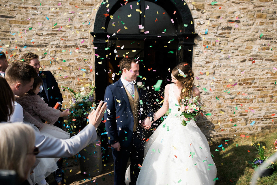 Charlotte Balbier Lace for a Simple, Elegant and Quintessentially English Wedding Charlotte Balbier Lace for a Simple, Elegant and Quintessentially English Wedding