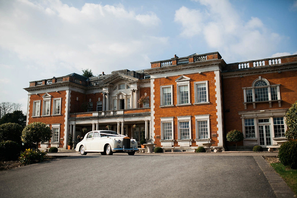 Charlotte Balbier Lace for a Simple, Elegant and Quintessentially English Wedding Charlotte Balbier Lace for a Simple, Elegant and Quintessentially English Wedding