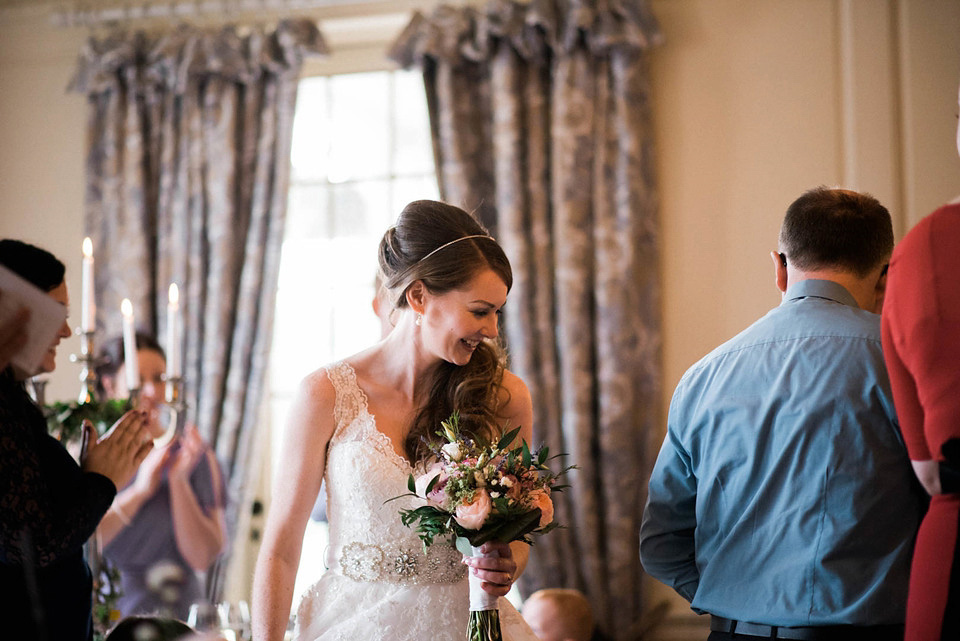 Charlotte Balbier Lace for a Simple, Elegant and Quintessentially English Wedding Charlotte Balbier Lace for a Simple, Elegant and Quintessentially English Wedding