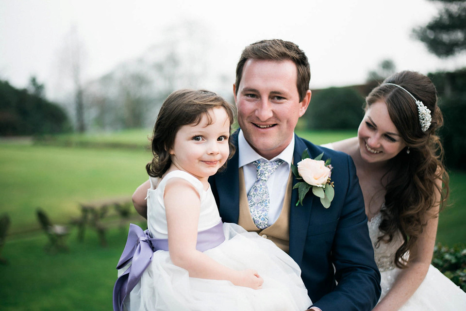 Charlotte Balbier Lace for a Simple, Elegant and Quintessentially English Wedding Charlotte Balbier Lace for a Simple, Elegant and Quintessentially English Wedding
