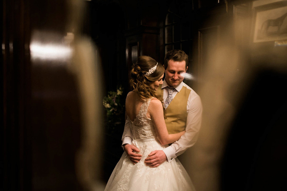 Charlotte Balbier Lace for a Simple, Elegant and Quintessentially English Wedding Charlotte Balbier Lace for a Simple, Elegant and Quintessentially English Wedding