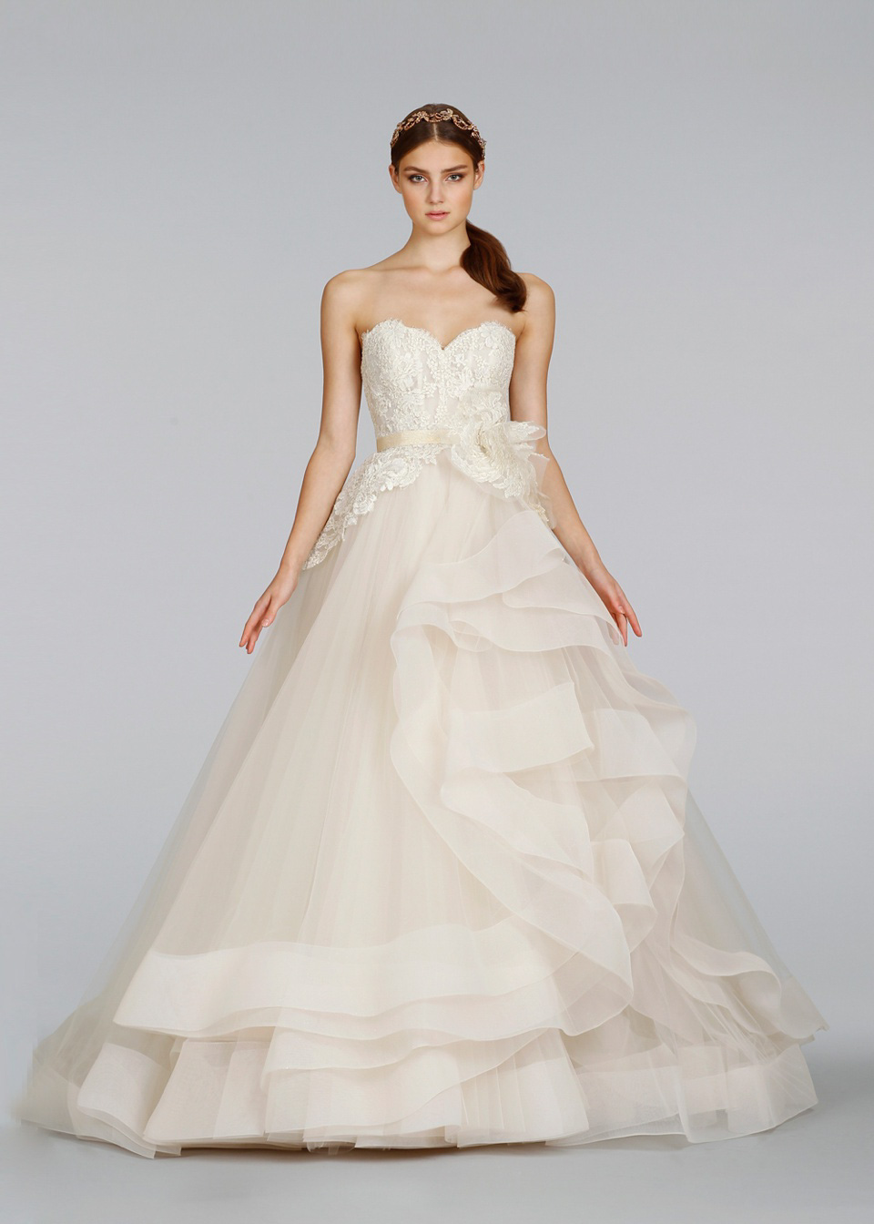 Les Trois Soeurs – The Luxurious Bridal Boutique In The Heart Of London’s Docklands