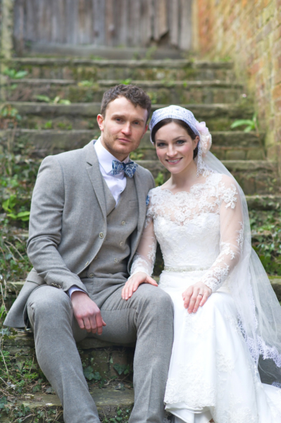 A Last Minute Dress and Juliet Cap Veil for a Charming Winter Wedding