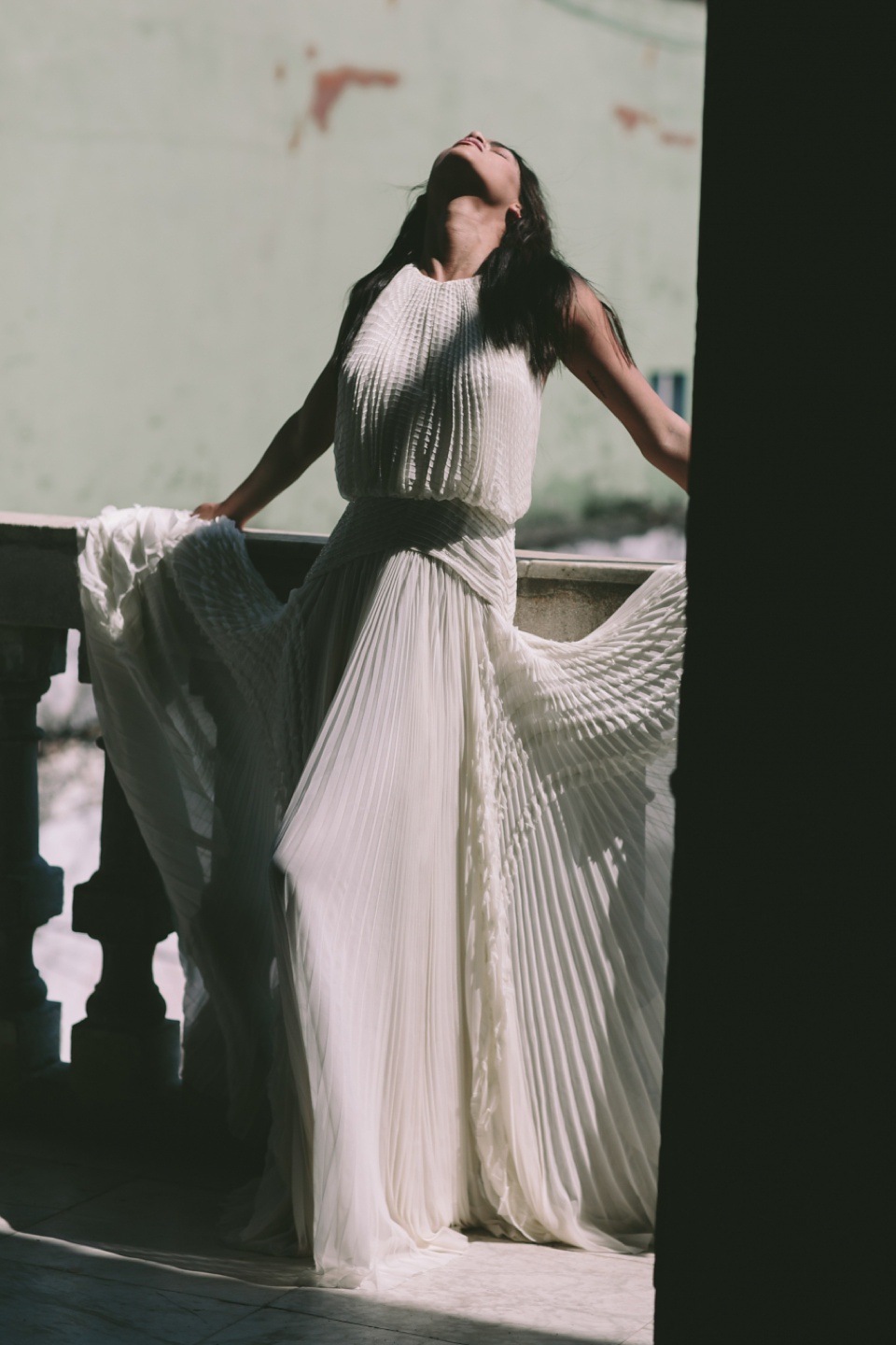 the lane_J.Mendel Loreley Gown_Ali Mitton Photography