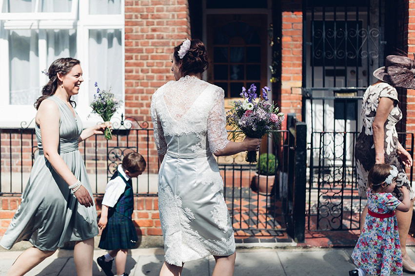 A summer bandstand wedding in London. Photography by Miss Gen.