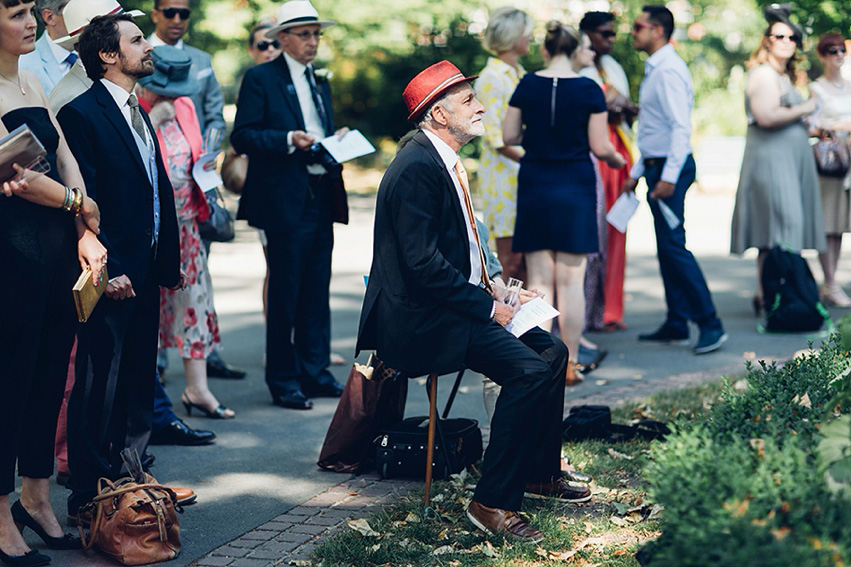 A summer bandstand wedding in London. Photography by Miss Gen.