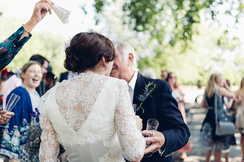 A summer bandstand wedding in London. Photography by Miss Gen.