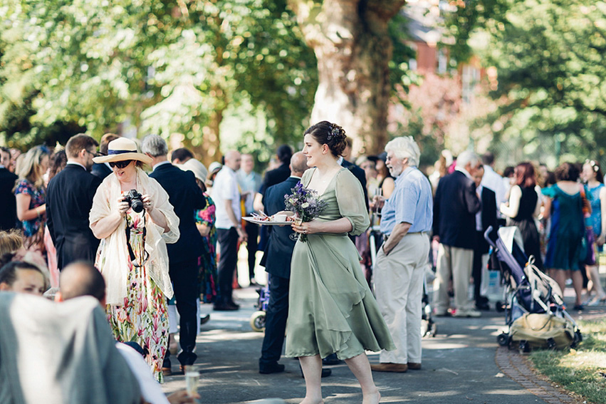 A summer bandstand wedding in London. Photography by Miss Gen.