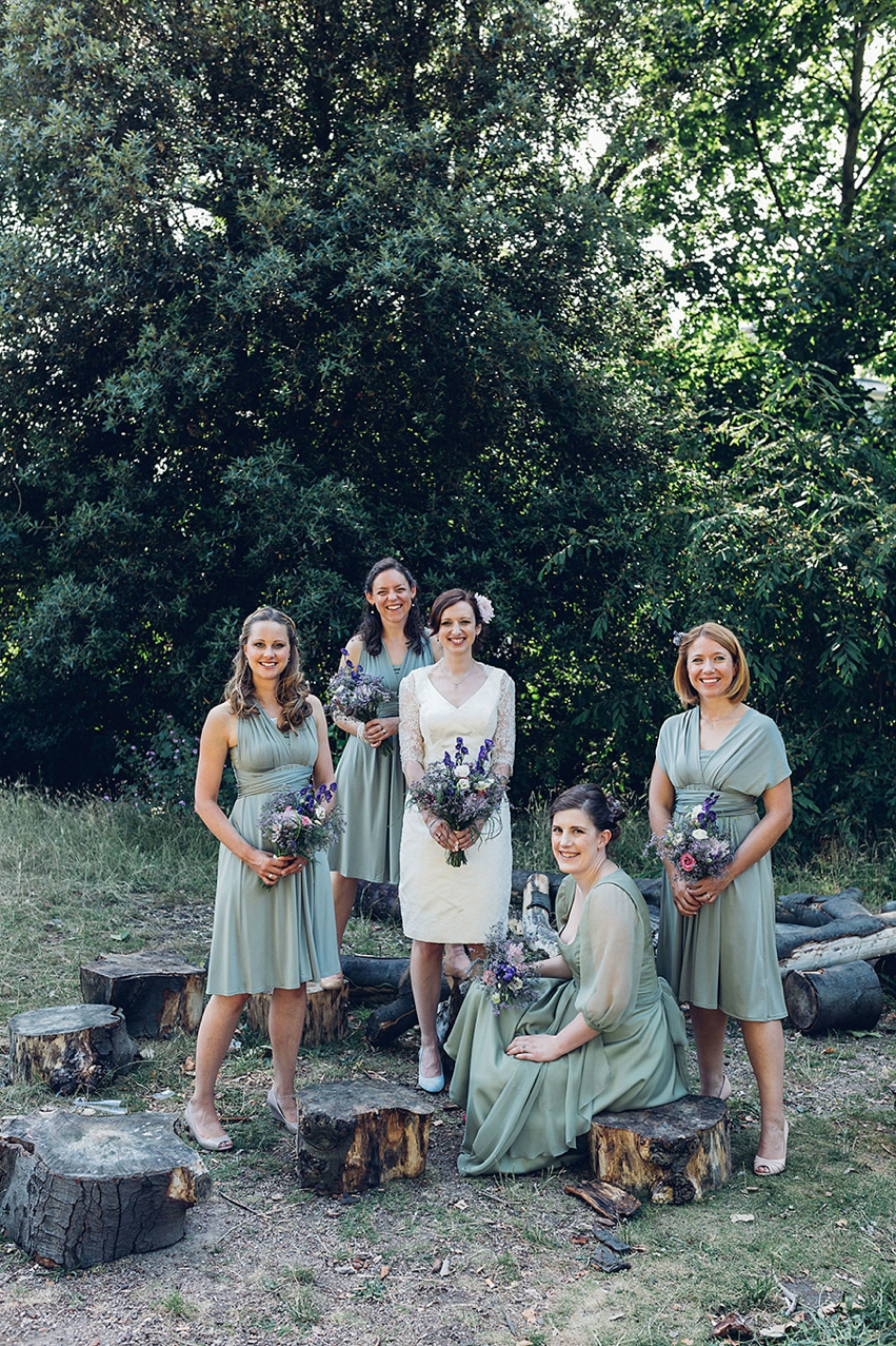 A summer bandstand wedding in London. Photography by Miss Gen.