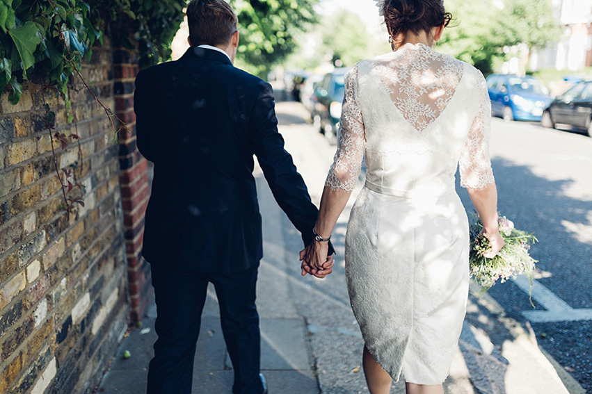 A summer bandstand wedding in London. Photography by Miss Gen.