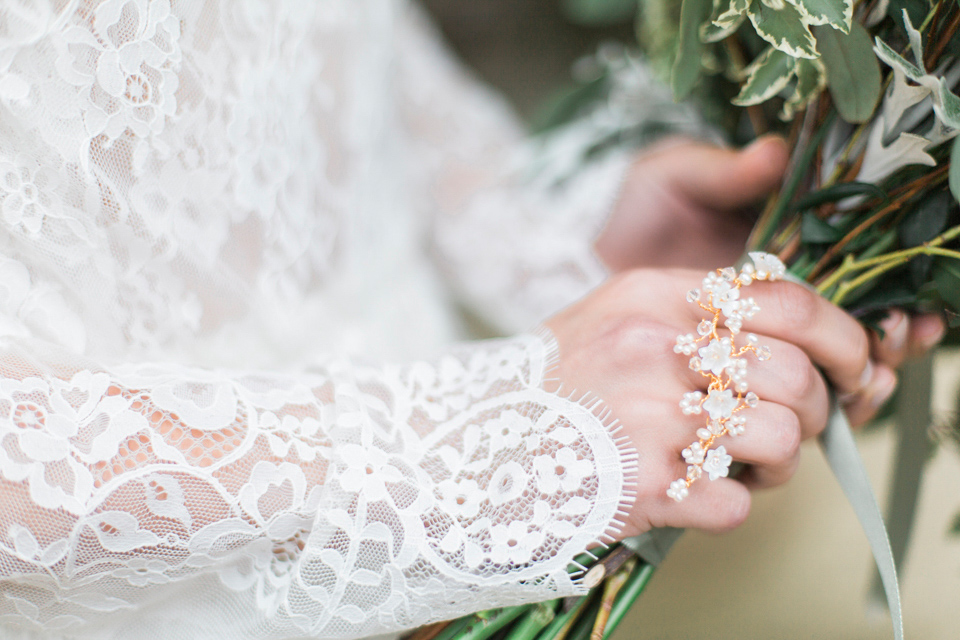 Hermione Harbut, dreamy, ethereal and delicate headpieces for brides. Visit hermioneharbutt.com.