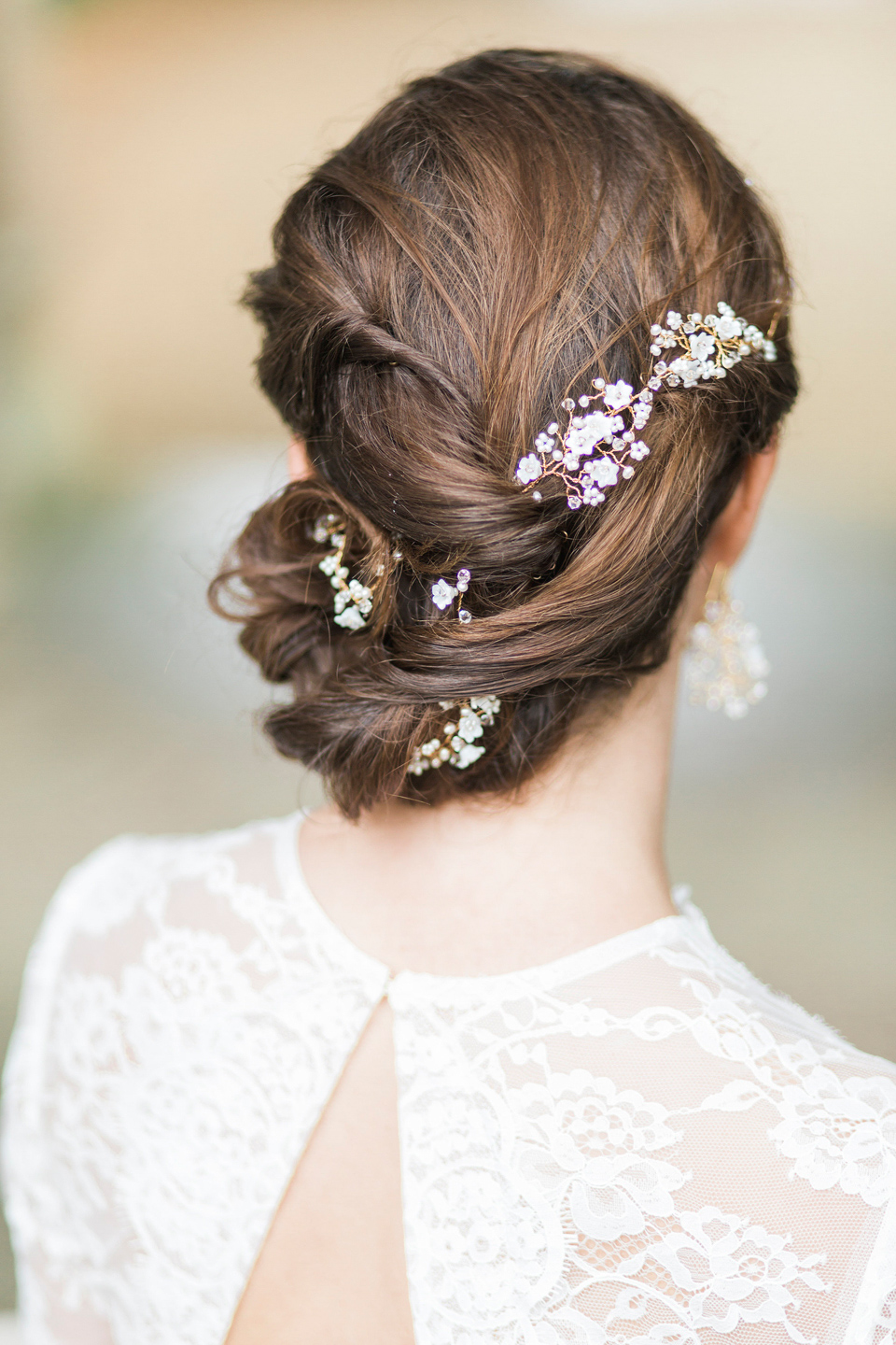 Hermione Harbut, dreamy, ethereal and delicate headpieces for brides. Visit hermioneharbutt.com.