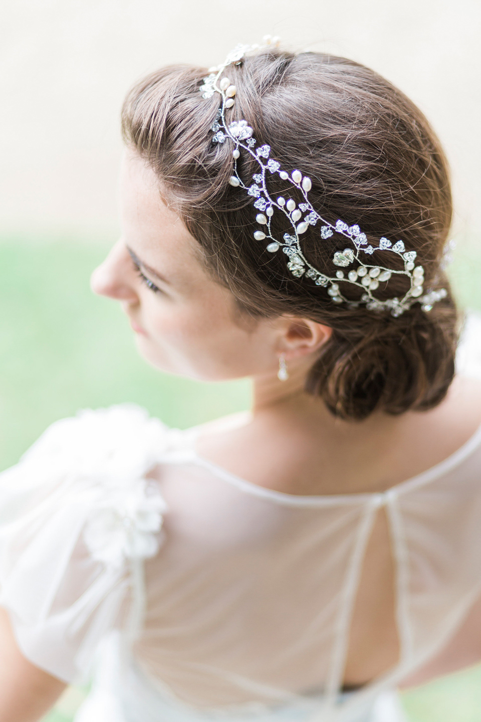 Hermione Harbut, dreamy, ethereal and delicate headpieces for brides. Visit hermioneharbutt.com.