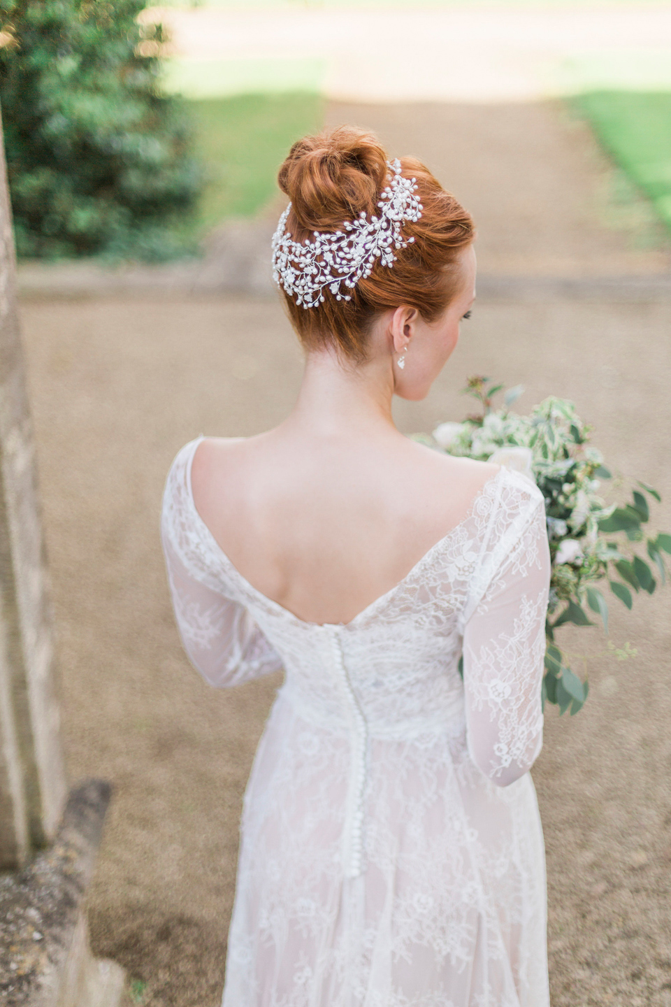 Hermione Harbut, dreamy, ethereal and delicate headpieces for brides. Visit hermioneharbutt.com.