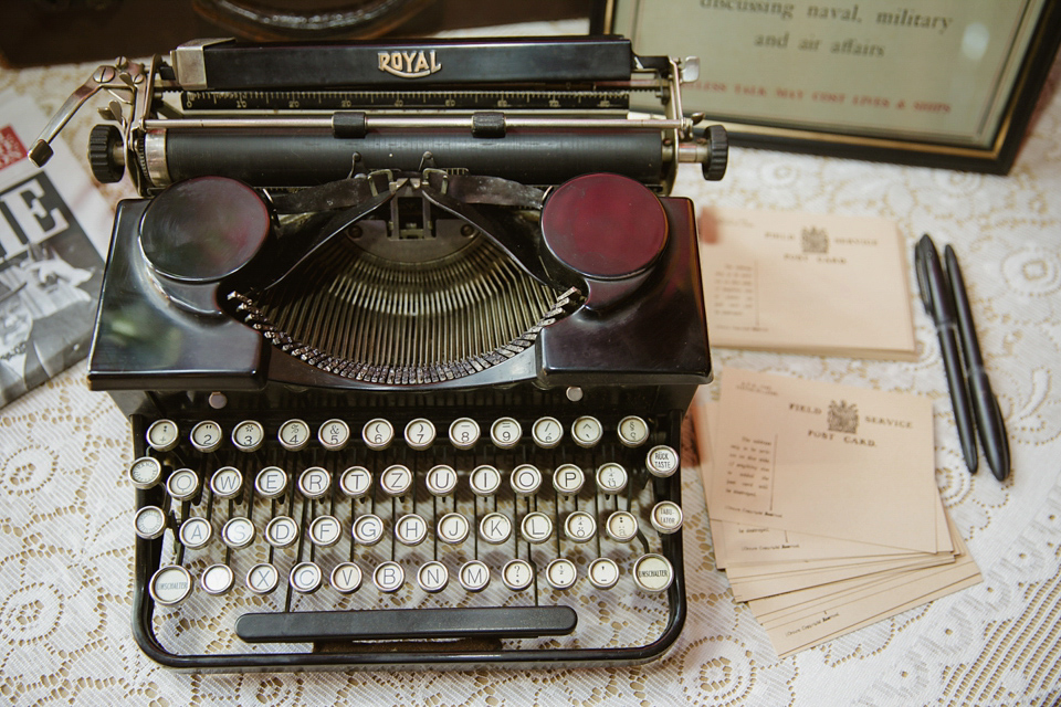 A 1940's and VE Day Celebration inspired wedding. Photography by Gemma Williams.