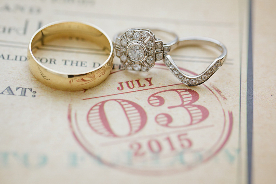 A 1940's and VE Day Celebration inspired wedding. Photography by Gemma Williams.