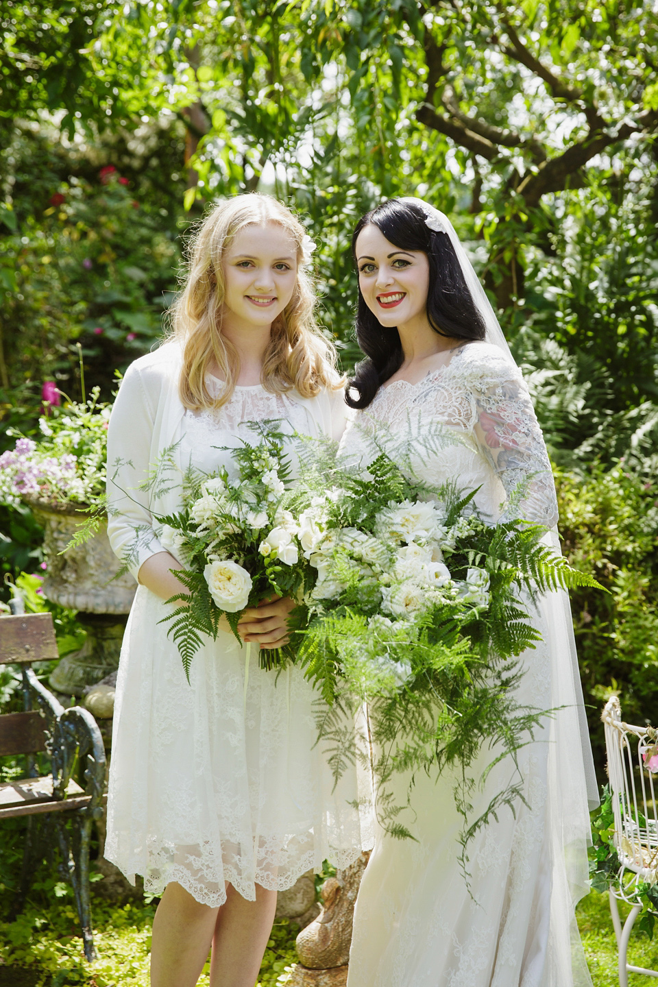 A 1940's and VE Day Celebration inspired wedding. Photography by Gemma Williams.