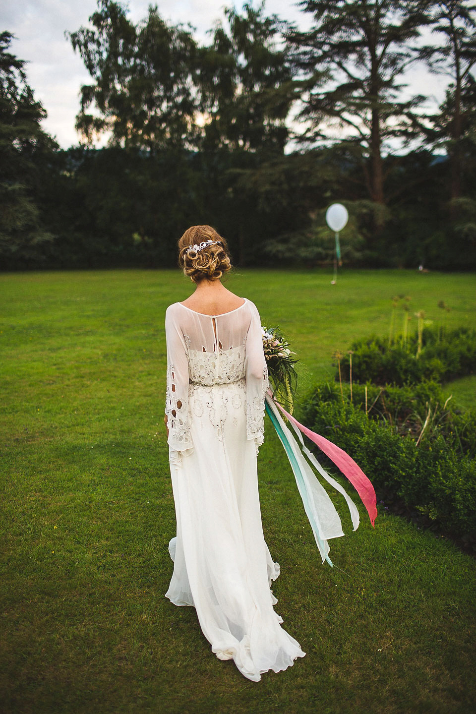 Anoushka G Elegance for an Iranian Bride and her English Country Garden Wedding. Photography by S6 Photography.