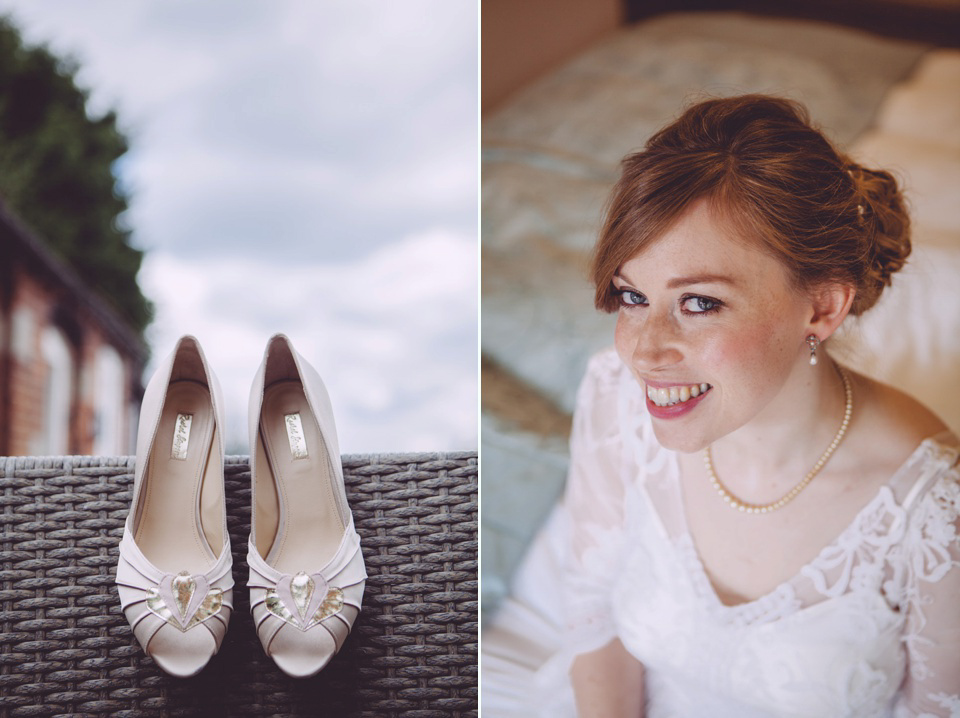 Elizabeth Avey Vintage Lace and Tulips for a Relaxed Spring Barn Wedding. Photography by Kate Scott.