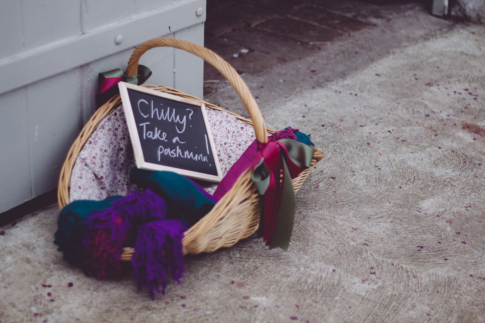 Elizabeth Avey Vintage Lace and Tulips for a Relaxed Spring Barn Wedding. Photography by Kate Scott.