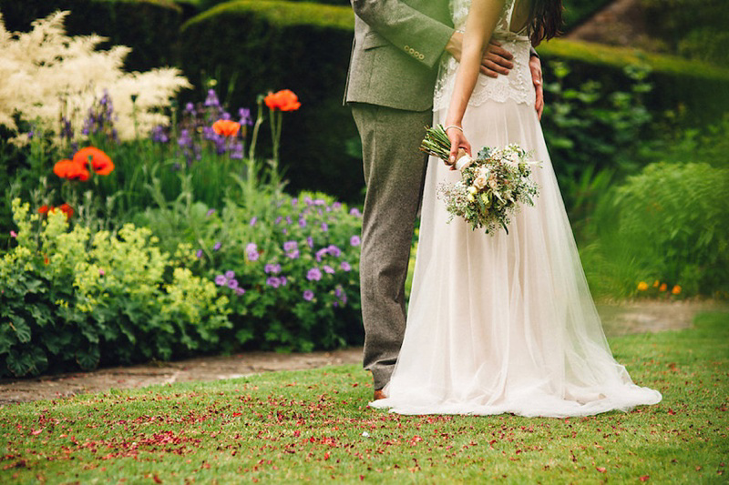 Tipis, Origami Cranes and an Elegant Halfpenny London Gown. Red on Blonde Photography.