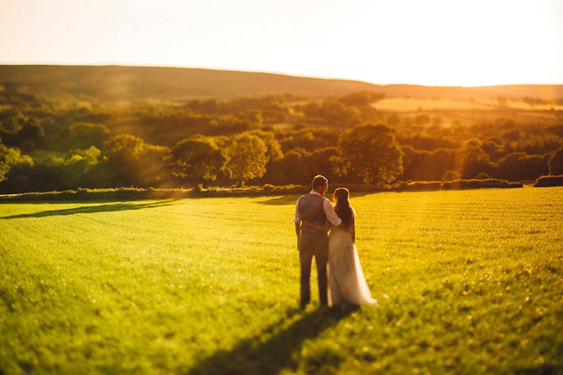 Tipis, Origami Cranes and an Elegant Halfpenny London Gown. Red on Blonde Photography.