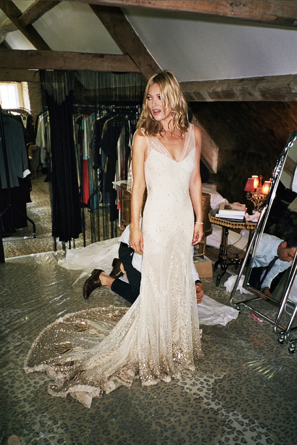 kate moss wedding dress fitting galliano