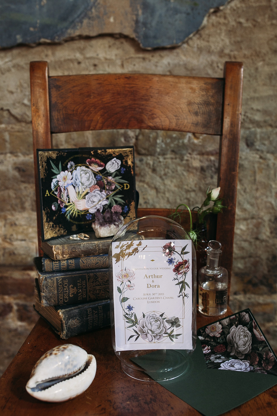 Elizabeth Dye Glamour and Gold: An Alchemy Inspired Bridal Shoot. Images by Bianco Photography.