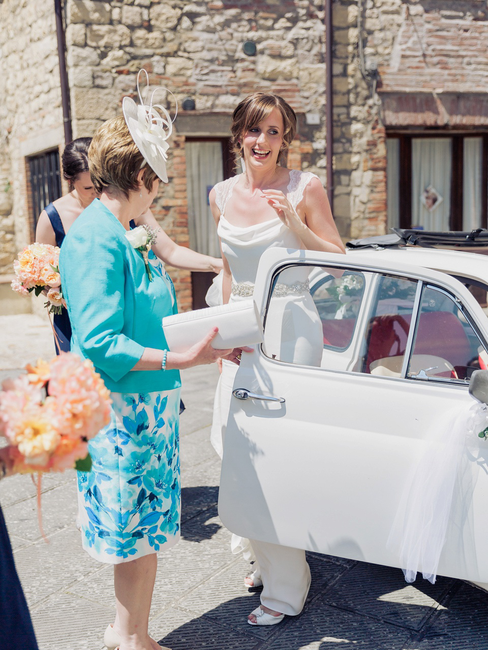 A Sweet Fiat 500 and Stephanie Allin Gown for an Elegant Italian wedding. Images by Charli Photography.