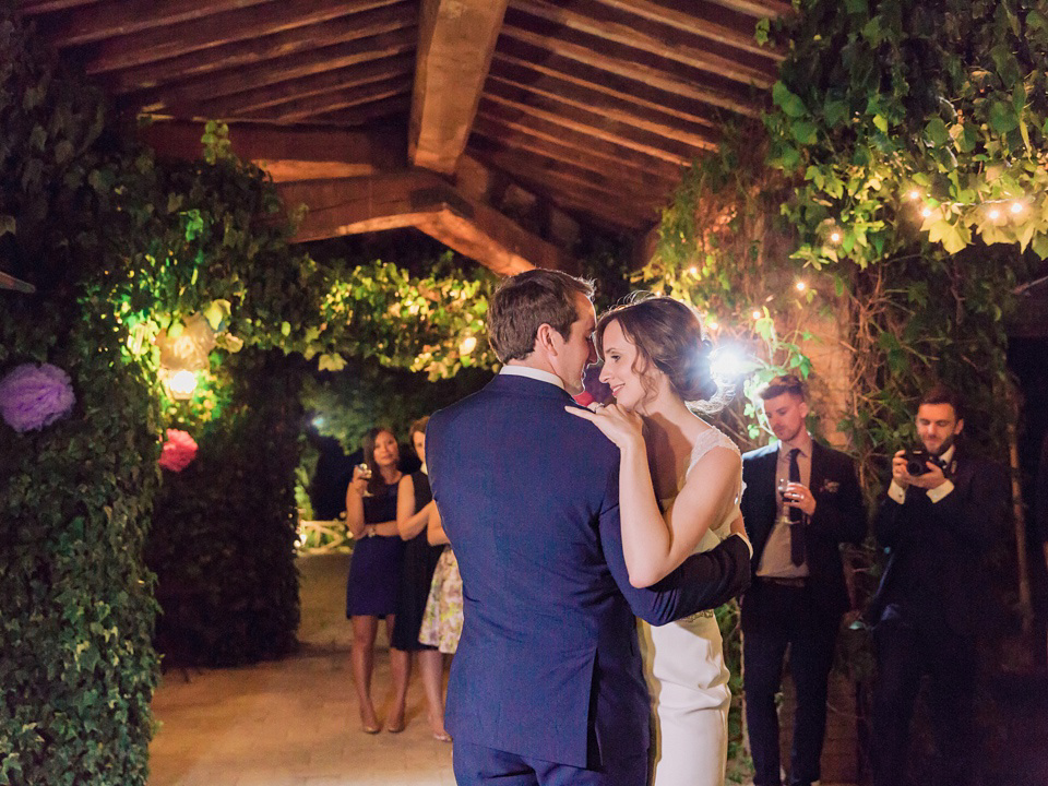 A Sweet Fiat 500 and Stephanie Allin Gown for an Elegant Italian wedding. Images by Charli Photography.