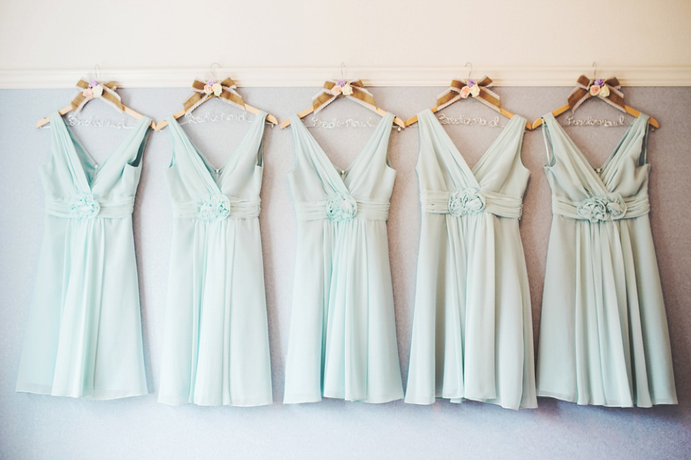 Home Grown British Blooms For a Sweet Village Hall Wedding. Photography by Rachel Joyce.