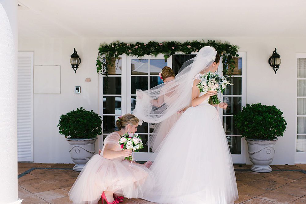 A Grace Kelly Inspired Bride and her Elegant Party Inspired Wedding. Photography by Claire Morgan.