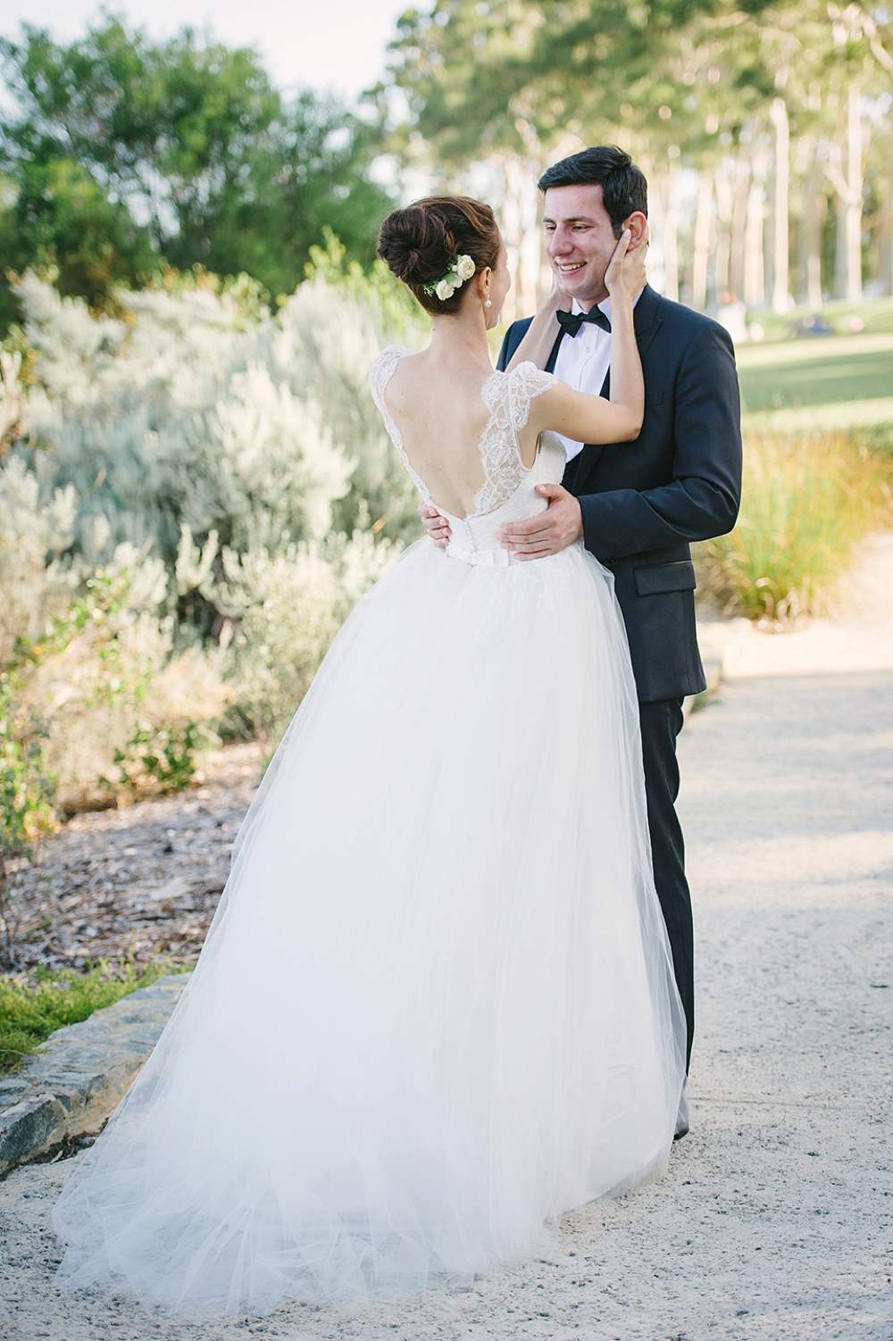 A Grace Kelly Inspired Bride and her Elegant Party Inspired Wedding. Photography by Claire Morgan.