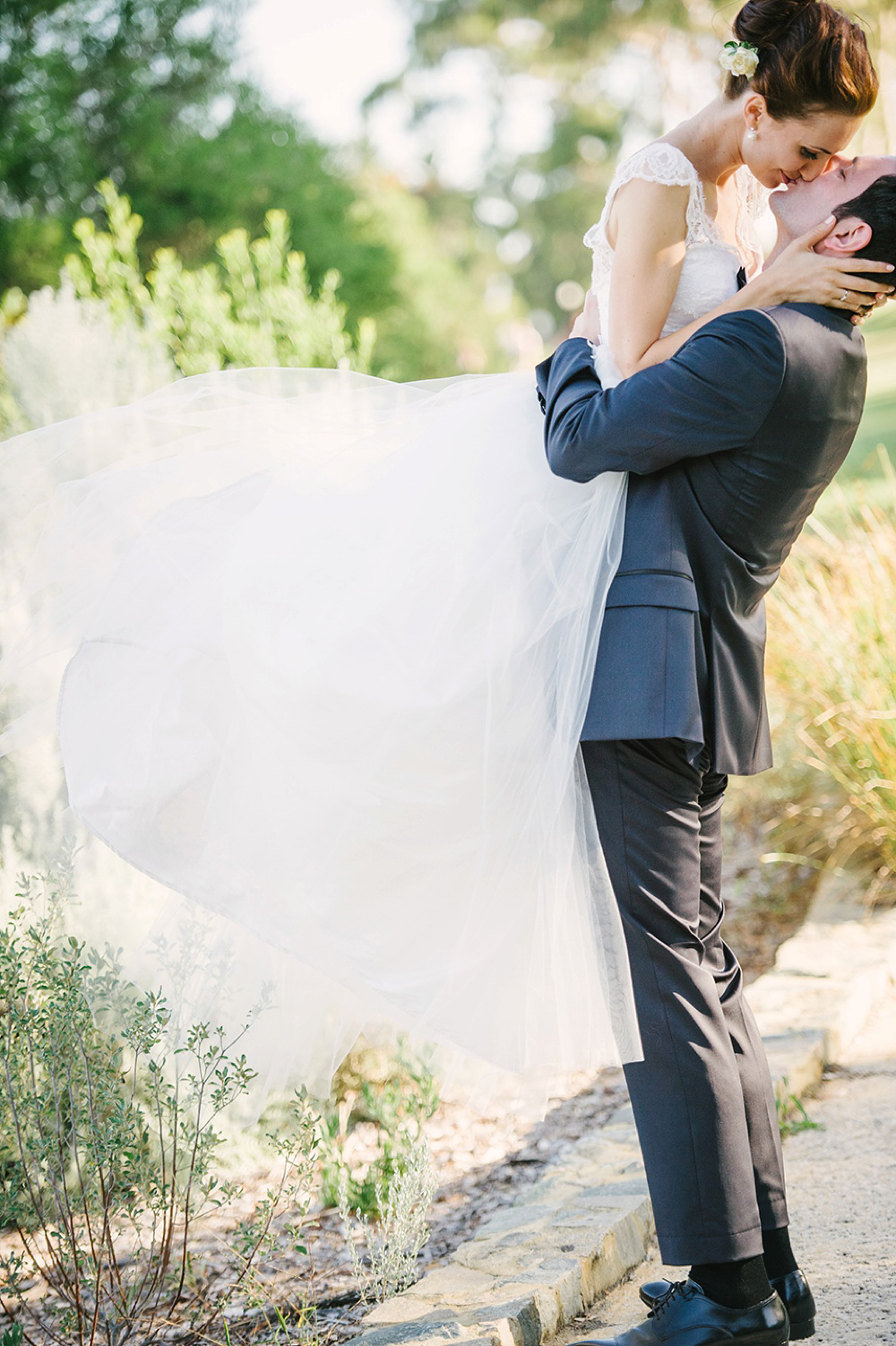 A Grace Kelly Inspired Bride and her Elegant Party Inspired Wedding. Photography by Claire Morgan.