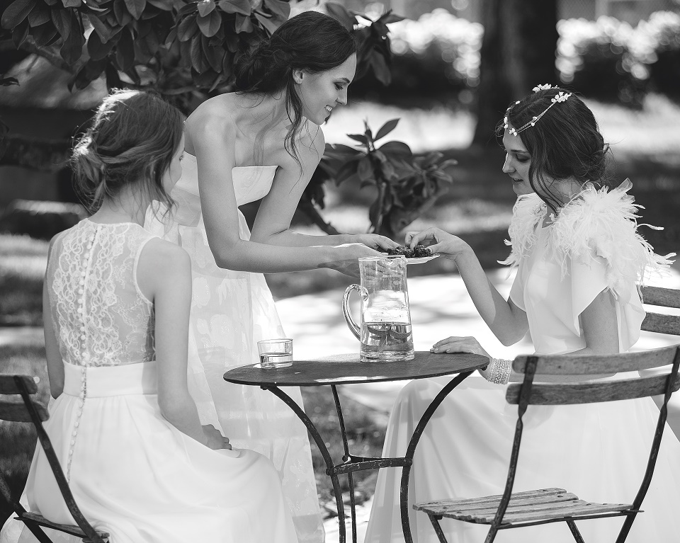 Jesús Peiró’s 2016 Nanda Devi Collection of Sophisticated and Elegant Wedding Dresses Jesús Peiró’s 2016 Nanda Devi Collection of Sophisticated and Elegant Wedding Dresses