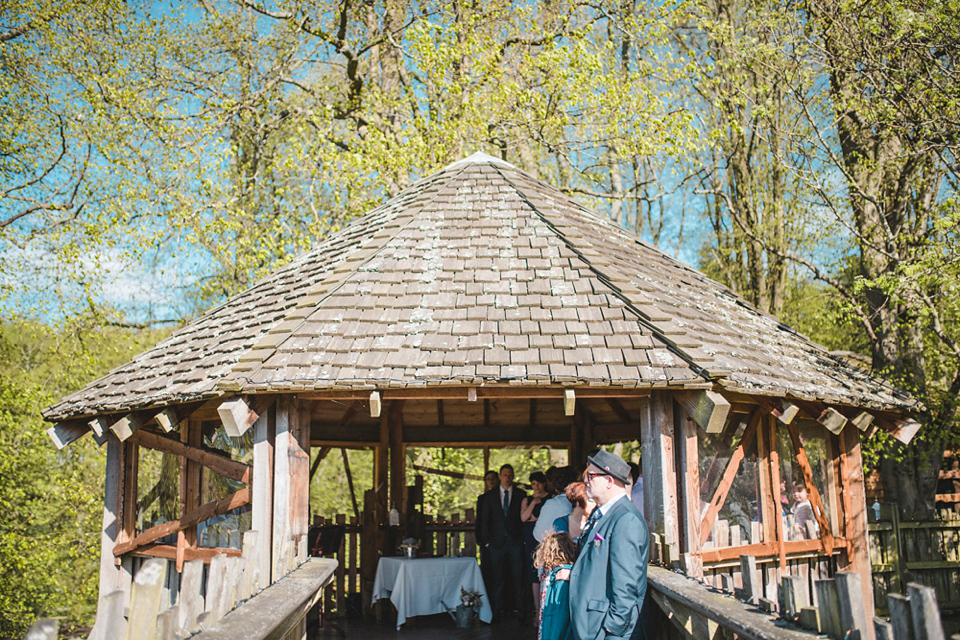 A Tree House Wedding in Alnwick, Northumberland. Photography by Sarah-Jane Ethan.