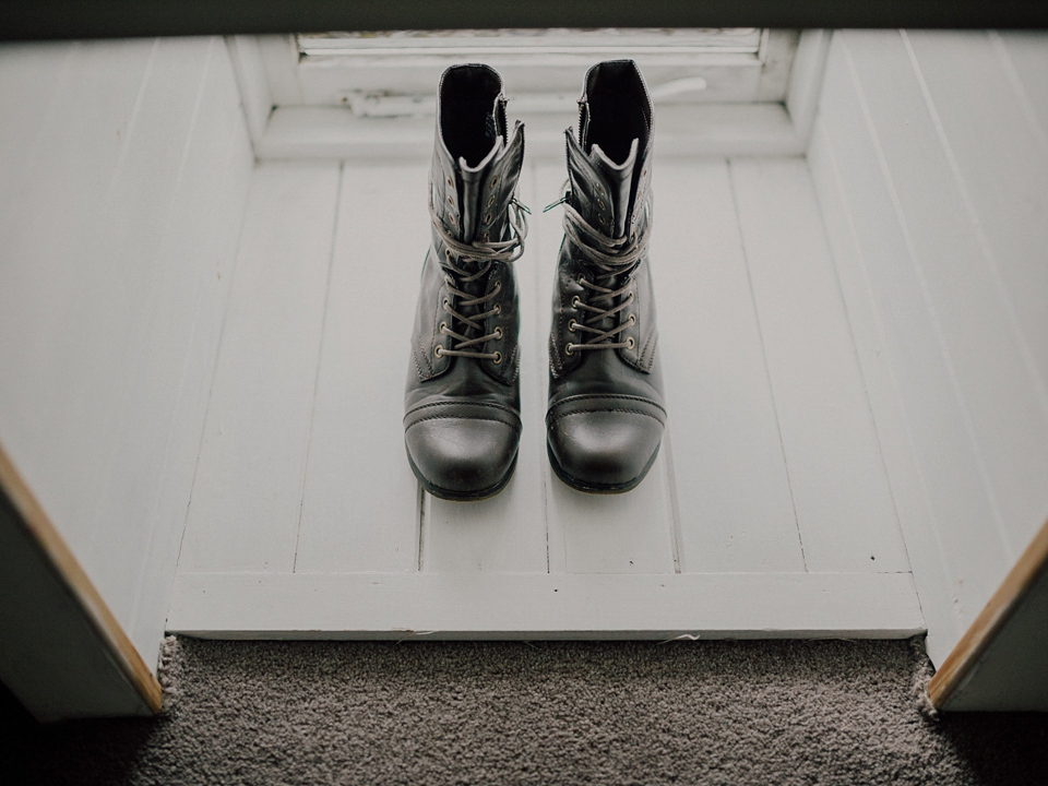 The most Simple and Stunning Elopement to the Isle of Skye. Photography by Capyture.