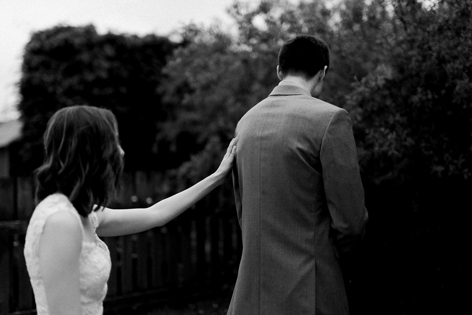 The most Simple and Stunning Elopement to the Isle of Skye. Photography by Capyture.