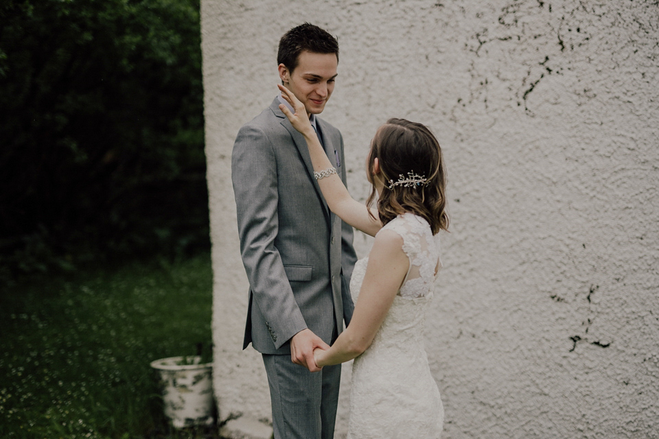 The most Simple and Stunning Elopement to the Isle of Skye. Photography by Capyture.