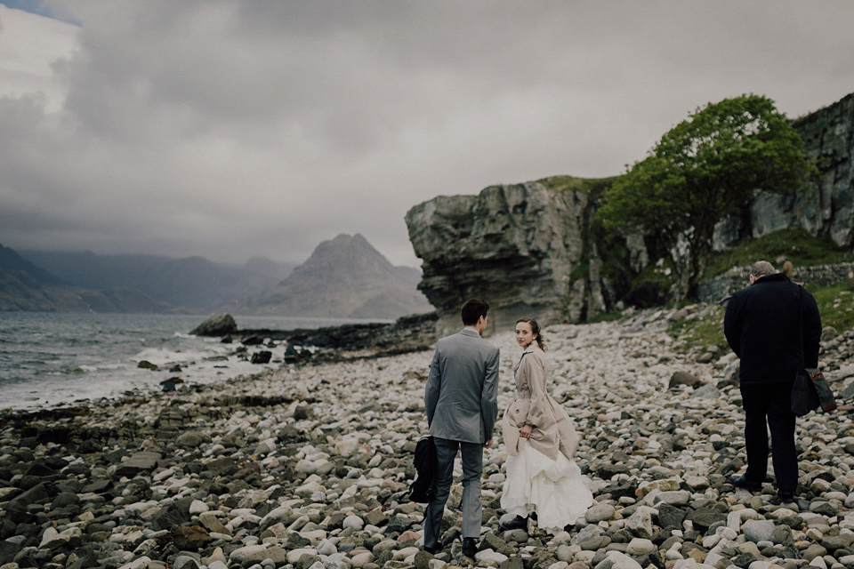 The most Simple and Stunning Elopement to the Isle of Skye. Photography by Capyture.